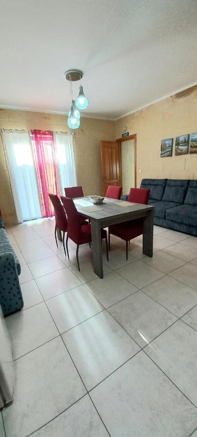 Apartment With Pool Gozo Għajnsielem Eksteriør bilde